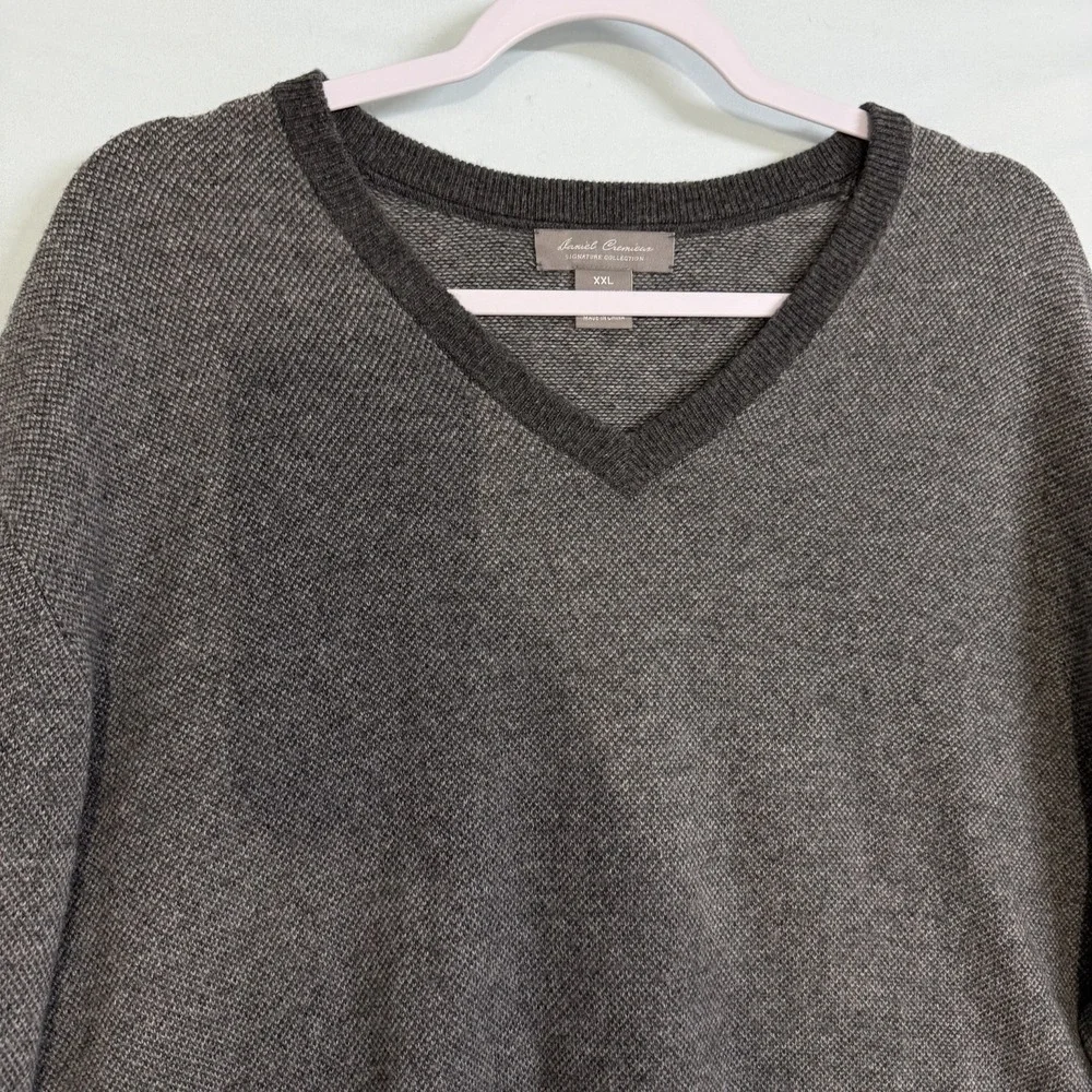 Daniel Cremieux Signature Collection Size-XXL Mens V-Neck Gray Sweater Wool